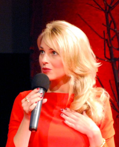 Datei:Silvia Schneider.jpg