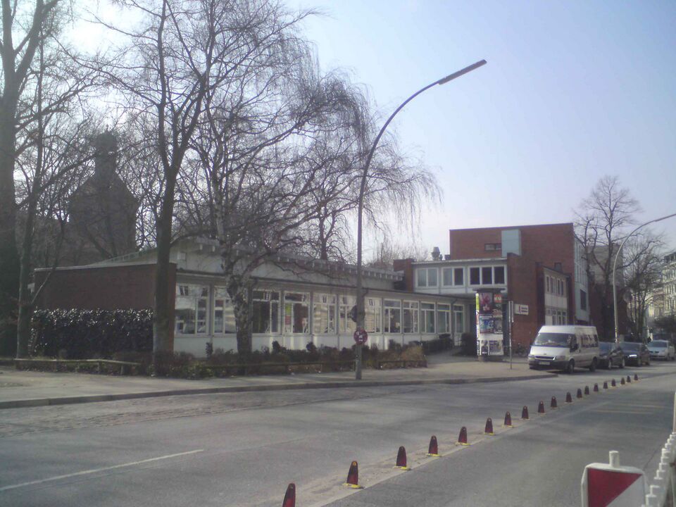Datei:Ottenser Marktplatz3.jpg